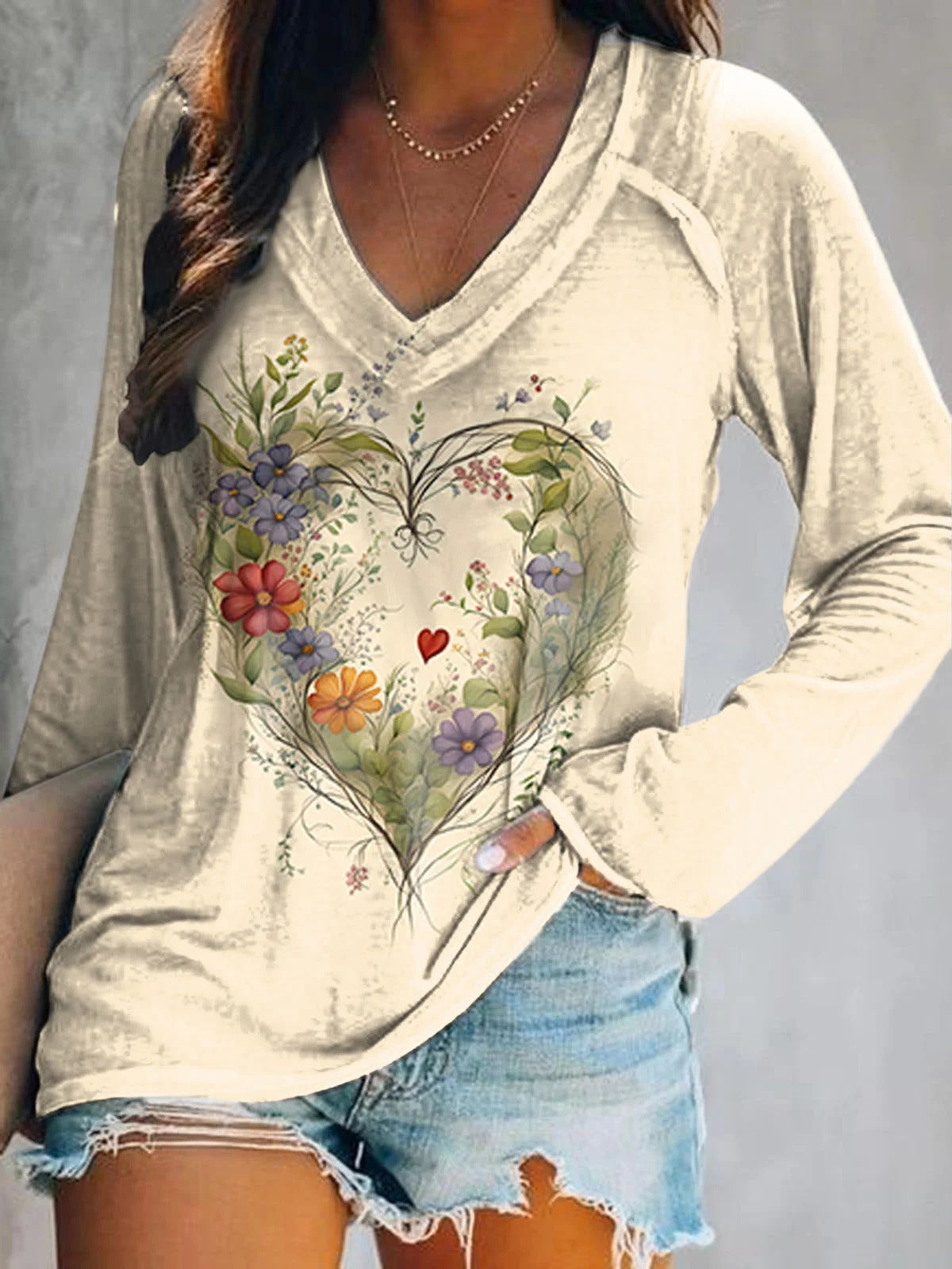Women's Floral Heart Art V-Neck Casual T-Shirt
