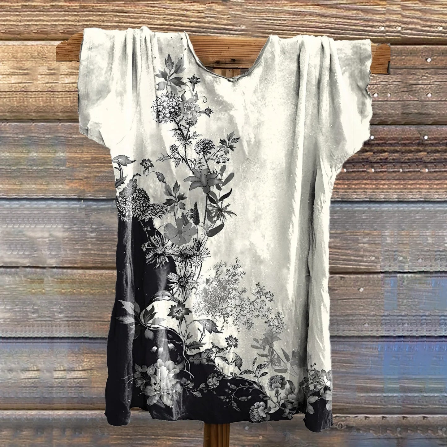 Women's Floral Art Print V-Neck Casual T-Shirt
