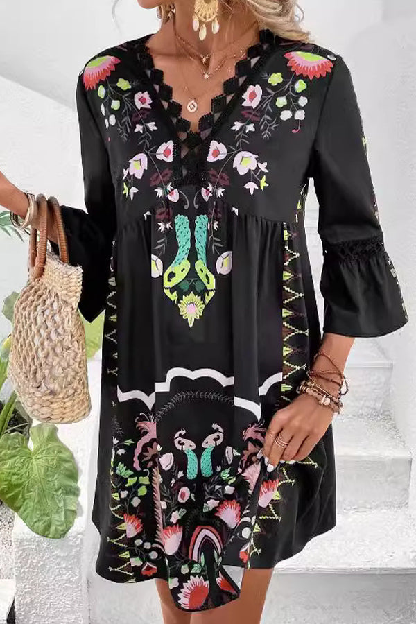 Floral Print V-Neck Lace Patch Midi Dress