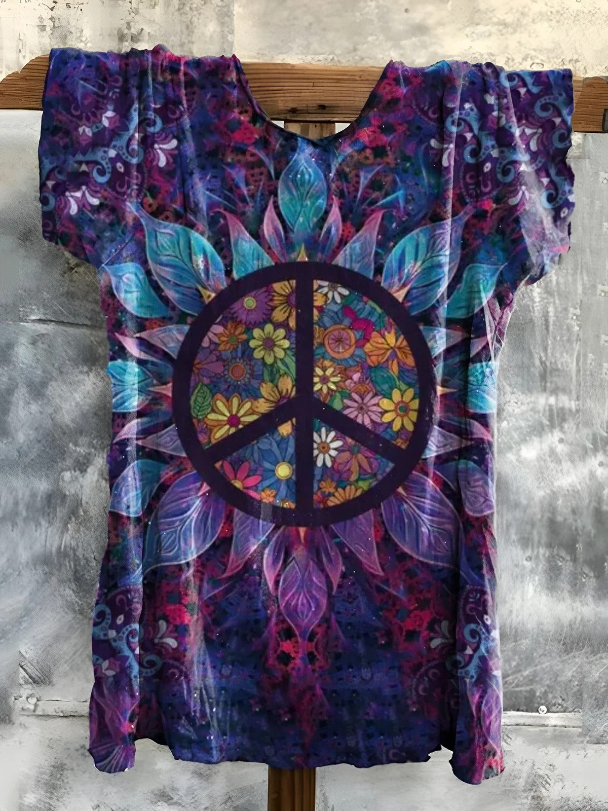 Women's Hippy Graphic Art Print Cotton Crew Neck T-Shirt