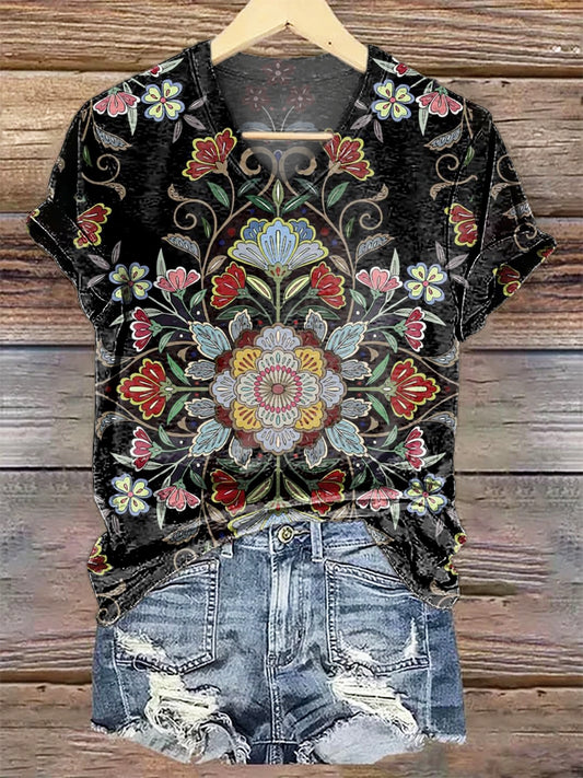 Women's Retro Ethnic Floral Totem Print V-neck Casual T-Shirt-1